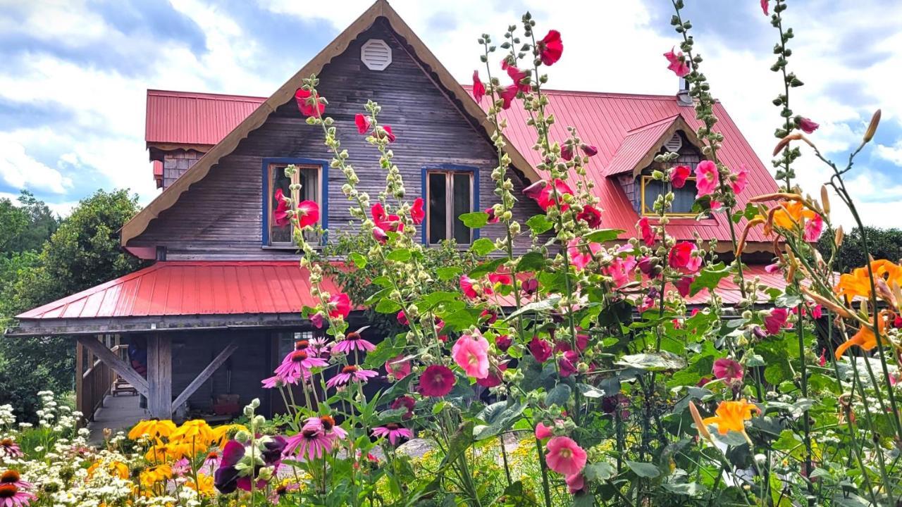 La Vieille Ferme, Ecogite Saint-Fulgence Kültér fotó